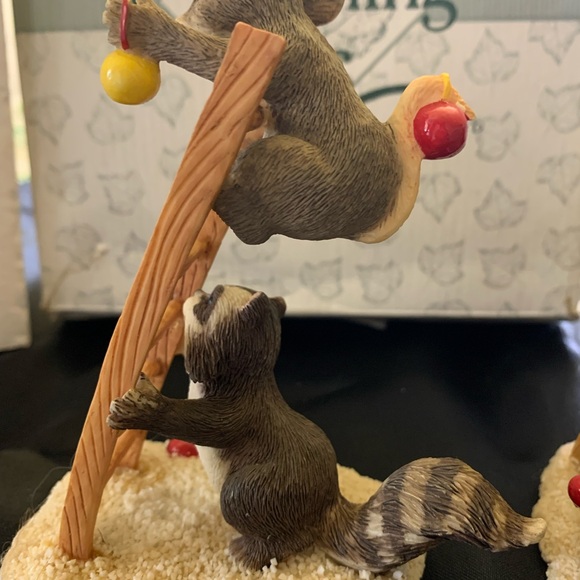 Fitz and Floyd Charming Tails Christmas Set/2 - Picture 9 of 10